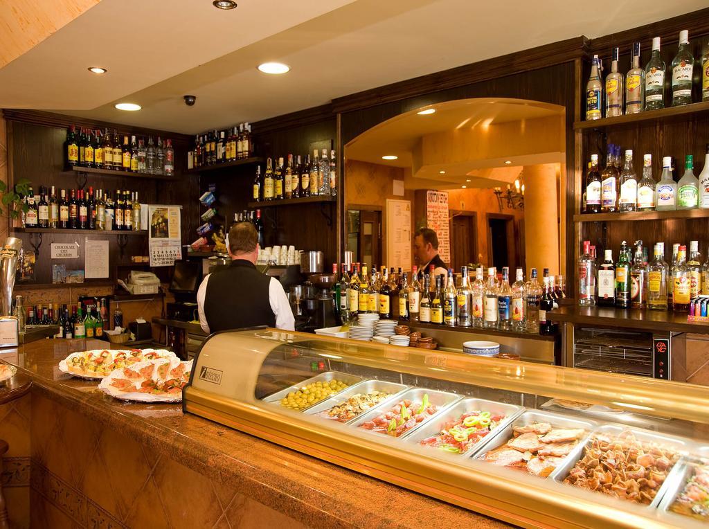 Hotel Rural "Victoria" Humanes ภายนอก รูปภาพ